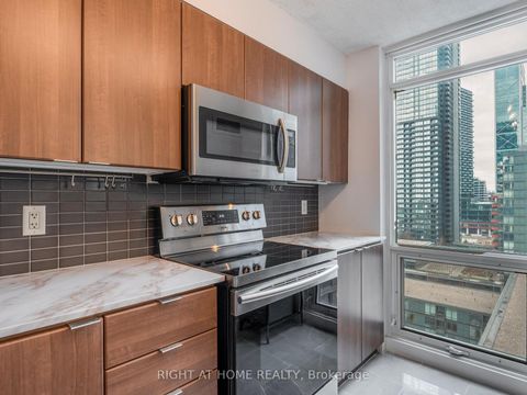 Photo 10 at 1706 - 11 Brunel Court, Waterfront Communities C1, Toronto