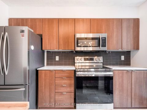 Photo 13 at 1706 - 11 Brunel Court, Waterfront Communities C1, Toronto