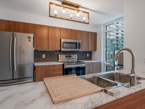 Photo 15 at 1706 - 11 Brunel Court, Waterfront Communities C1, Toronto