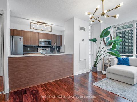 Photo 17 at 1706 - 11 Brunel Court, Waterfront Communities C1, Toronto