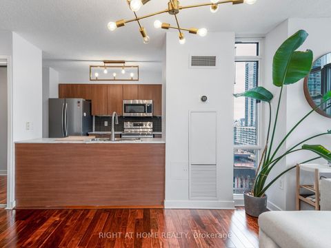 Photo 18 at 1706 - 11 Brunel Court, Waterfront Communities C1, Toronto