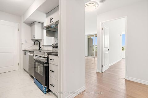 Photo 21 at 501 - 330 Mccowan Road, Eglinton East, Toronto