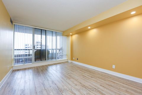 Photo 8 at 1601 - 1101 Steeles Avenue W, Branson, Toronto