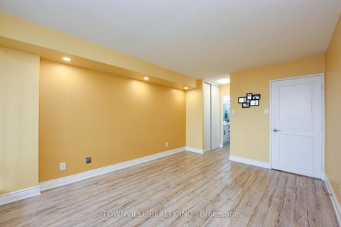 Photo 9 at 1601 - 1101 Steeles Avenue W, Branson, Toronto