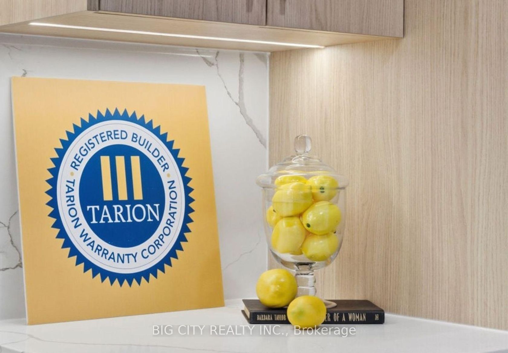 2 - 68 Westholme Avenue, Junction Area, Toronto photo number 2