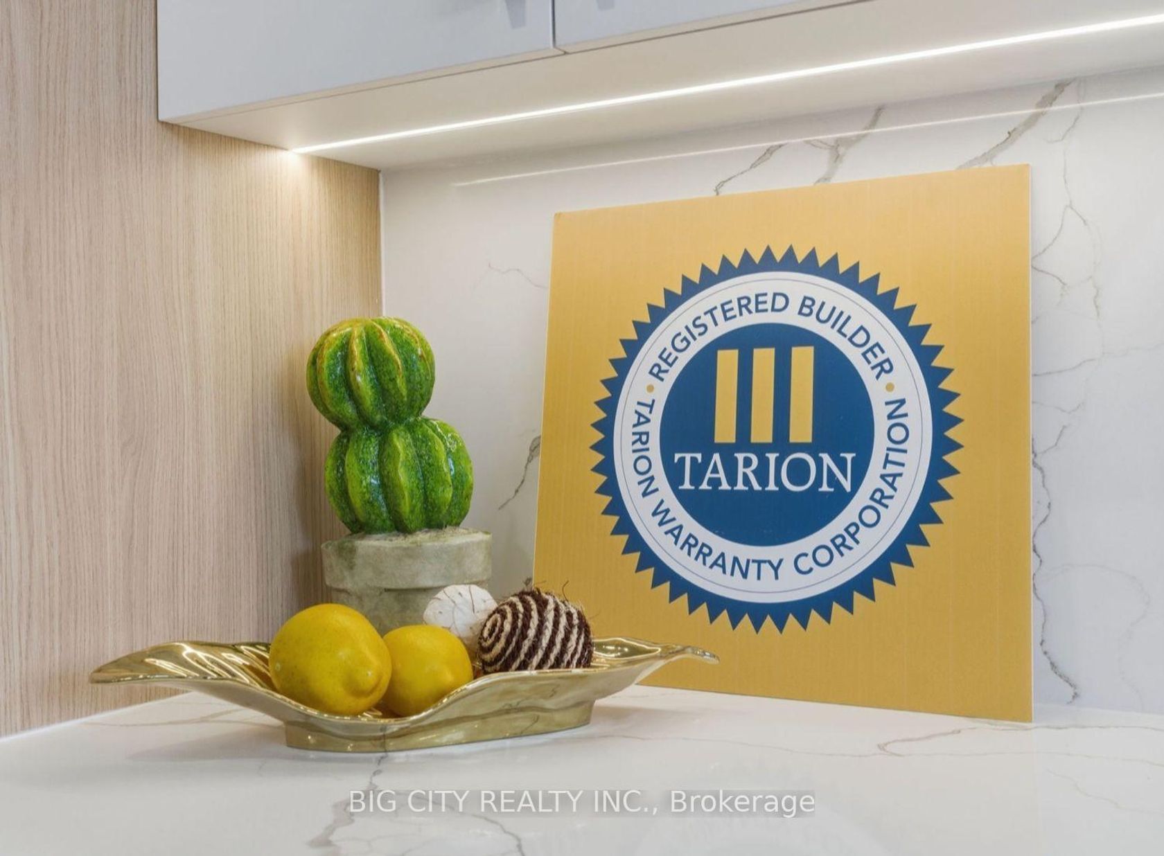 3 - 68 Westholme Avenue, Junction Area, Toronto photo number 2