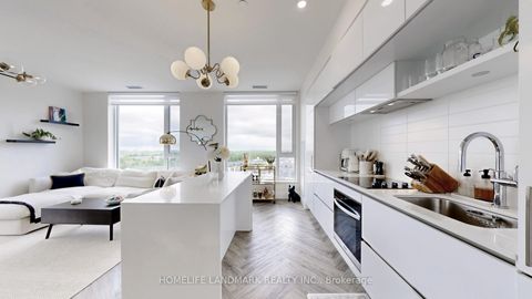 Photo 5 at 812 - 6 David Eyer Road, Rural Richmond Hill, Richmond Hill