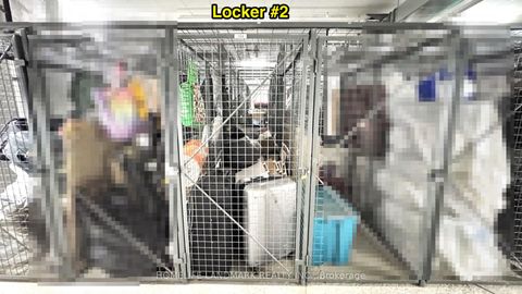 Photo 22 at 812 - 6 David Eyer Road, Rural Richmond Hill, Richmond Hill