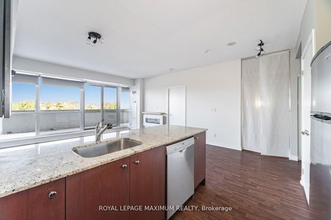 Photo 8 at 511 - 5101 Dundas Street W, City Centre West, Toronto