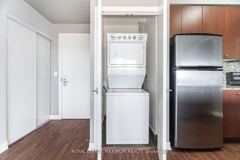 Photo 22 at 511 - 5101 Dundas Street W, City Centre West, Toronto