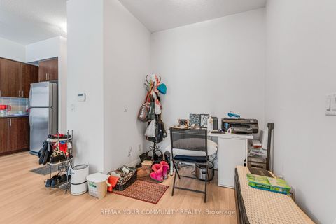 Photo 14 at 108 - 75 North Park Road, Beverley Glen, Vaughan