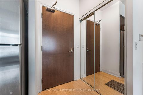 Photo 18 at 108 - 75 North Park Road, Beverley Glen, Vaughan