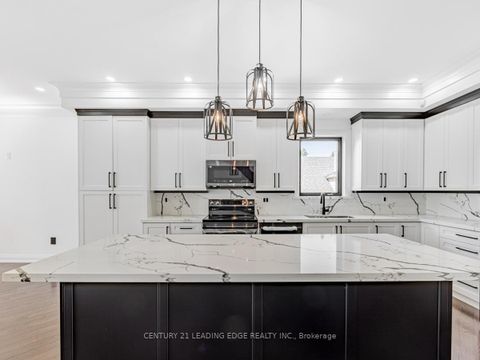 Photo 8 at 48B Maybourne Avenue, Birchmount, Toronto