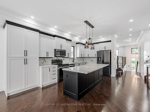 Photo 9 at 48B Maybourne Avenue, Birchmount, Toronto