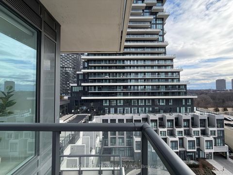 Photo 20 at 832 - 20 Inn On The Park Drive, Don Mills, Toronto