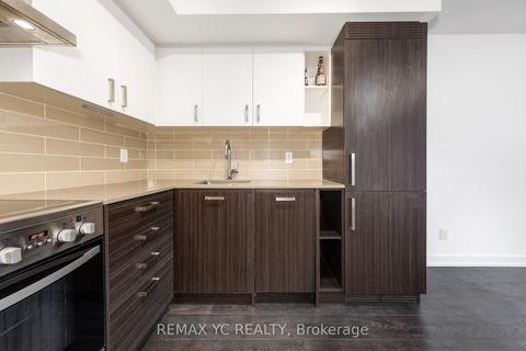 Photo 6 at 713 - 125 Redpath Avenue, Mount Pleasant West, Toronto