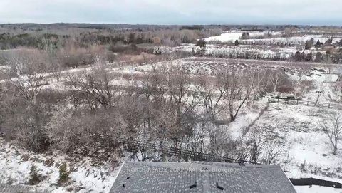 Photo 3 at 18 Art Leech Drive, Rural Richmond Hill, Richmond Hill