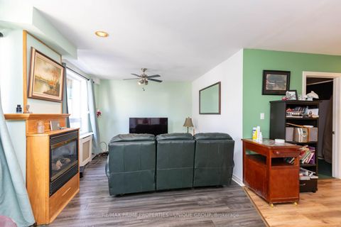 Photo 26 at 40 Jeavons Avenue, Birchmount, Toronto