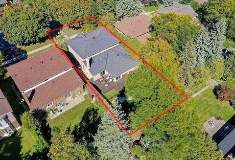 Photo 6 at 201 Banbury Road, Don Mills, Toronto