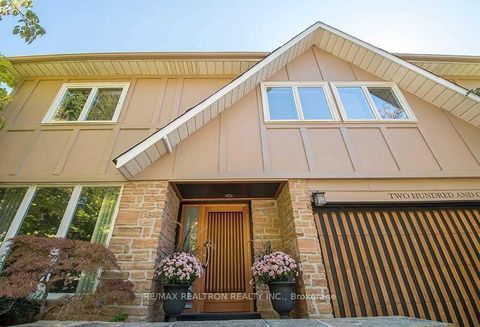 Photo 11 at 201 Banbury Road, Don Mills, Toronto