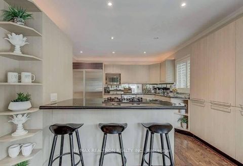 Photo 28 at 201 Banbury Road, Don Mills, Toronto