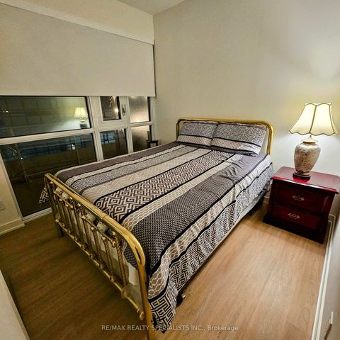 Photo 10 at 410 - 10 DEERLICK Court, Donalda, Toronto