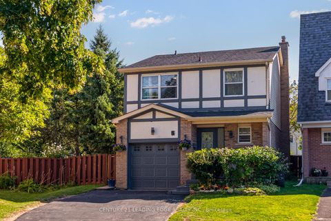 Photo 5 at 6 Wheaton Grove, Eglinton East, Toronto