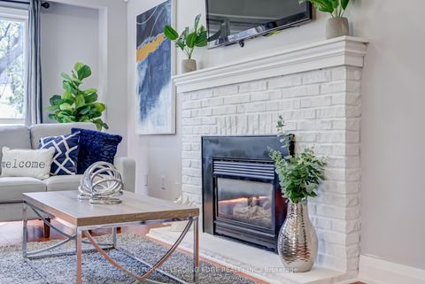 Photo 10 at 6 Wheaton Grove, Eglinton East, Toronto