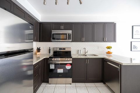 Photo 4 at 56 Royal chapin Crescent, Westbrook, Richmond Hill