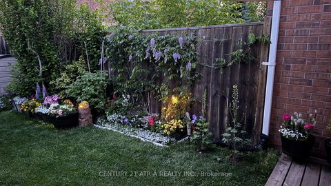 Photo 9 at 56 Royal chapin Crescent, Westbrook, Richmond Hill