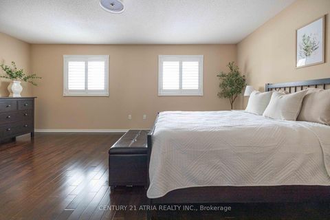 Photo 12 at 56 Royal chapin Crescent, Westbrook, Richmond Hill