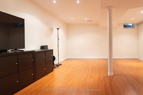 Photo 21 at 56 Royal chapin Crescent, Westbrook, Richmond Hill