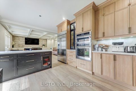 Photo 18 at 65 Warbler Circle, Rouge E11, Toronto