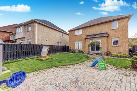 Photo 36 at 65 Warbler Circle, Rouge E11, Toronto