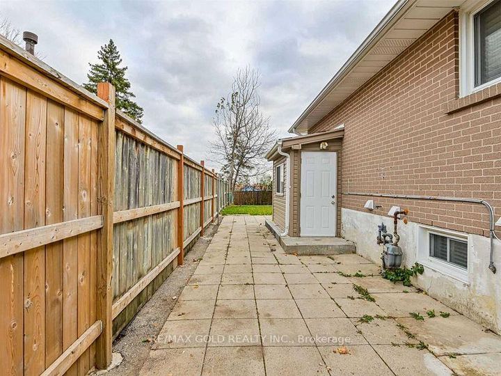 Photo 17 at 67 Archdekin Drive S, Madoc, Brampton