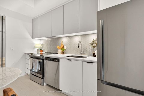 Photo 15 at 215 - 57 Brock Avenue, Roncesvalles, Toronto