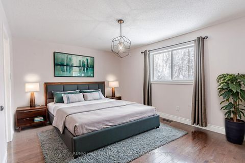 Photo 5 at 81 Sproule Drive, Edgehill Drive, Barrie