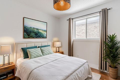 Photo 8 at 81 Sproule Drive, Edgehill Drive, Barrie