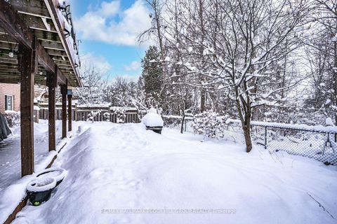 Photo 24 at 81 Sproule Drive, Edgehill Drive, Barrie