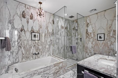 Photo 2 at 5707 - 180 University Avenue, Bay Street Corridor, Toronto