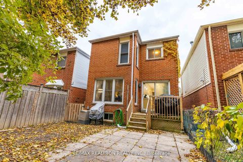 Photo 31 at 20 Jonathan Gate, Yorkhill, Vaughan