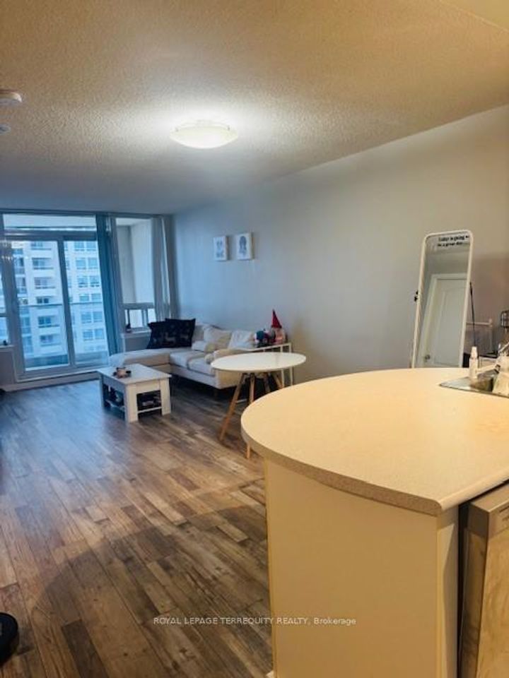 Photo 4 at 1210 - 2 REAN Drive, Bayview Village, Toronto