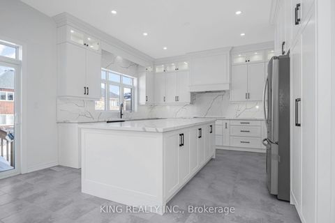 Photo 13 at 1629 Corsal Court, Alcona, Innisfil