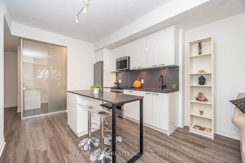 Photo 12 at 405 - 1808 St.Clair Avenue W, Pellam Park, Toronto