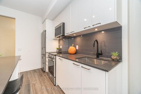 Photo 15 at 405 - 1808 St.Clair Avenue W, Pellam Park, Toronto