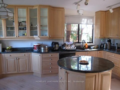 Photo 1 at 2 Craigmont Drive, Steeles, Toronto