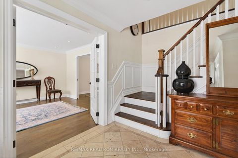 Photo 8 at 42 Blackforest Drive, Oak Ridges, Richmond Hill