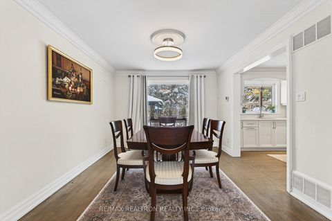 Photo 13 at 42 Blackforest Drive, Oak Ridges, Richmond Hill