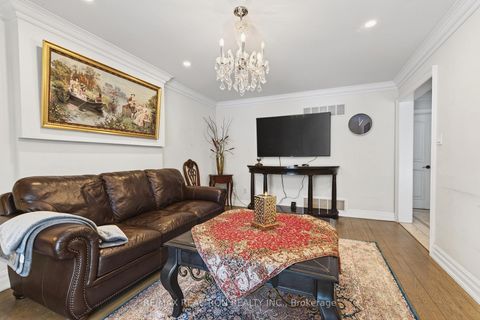 Photo 16 at 42 Blackforest Drive, Oak Ridges, Richmond Hill