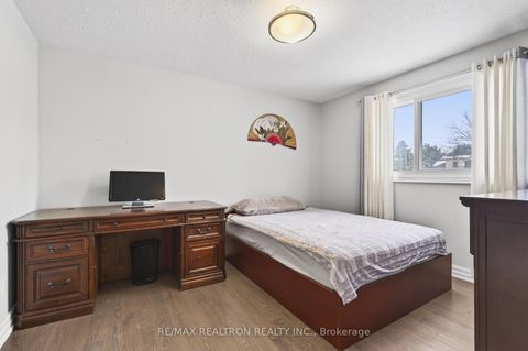 Photo 19 at 42 Blackforest Drive, Oak Ridges, Richmond Hill